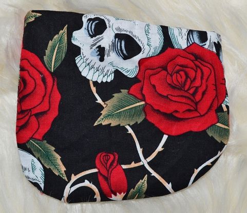 Taschenschoner "Skulls & Roses 1"